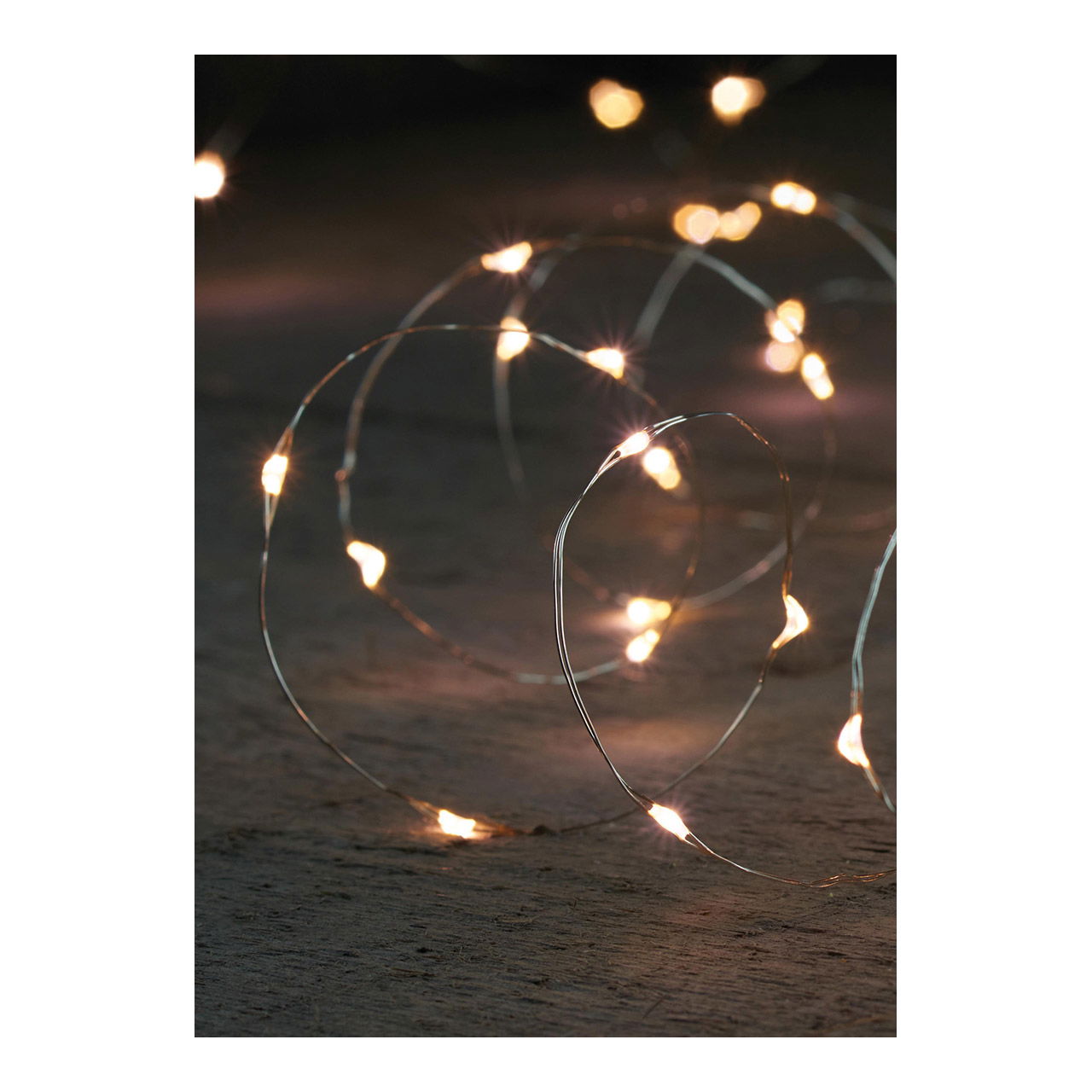 Fairy Lights Led Silver Wire 40l/2m Warm White With 6/18st Timer - 10cm Lead -2xAA/Ip20