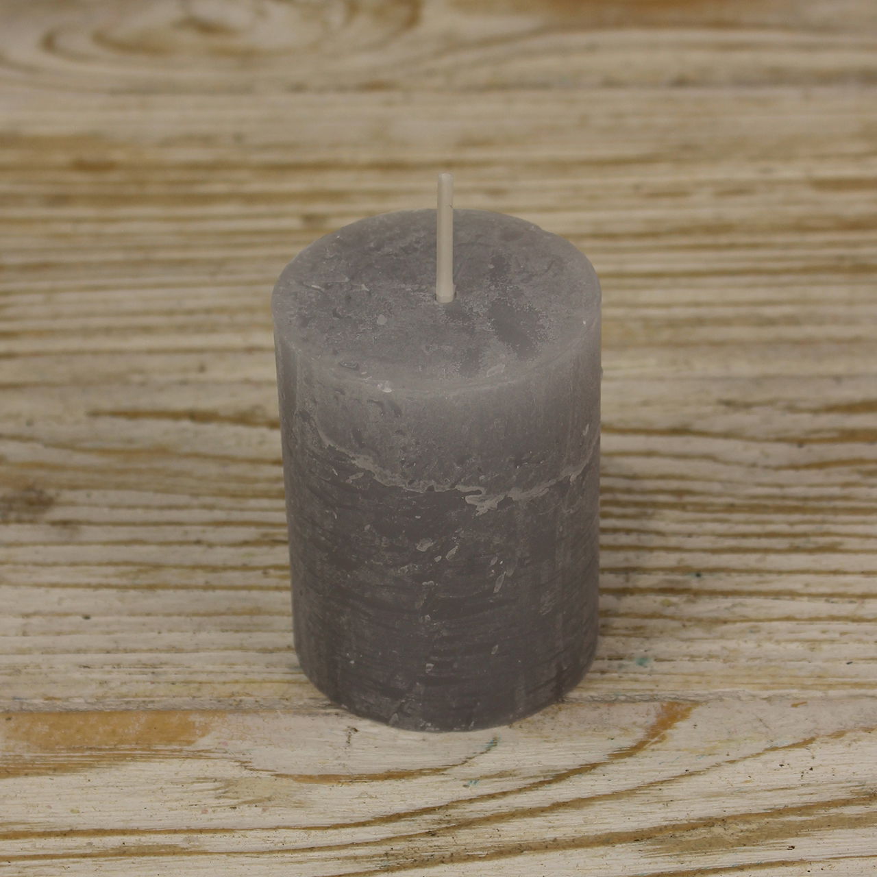 Kerze aus Wachs, Grau (B/H/T) 6x8x6cm Brenndauer ca. 33 Stunden